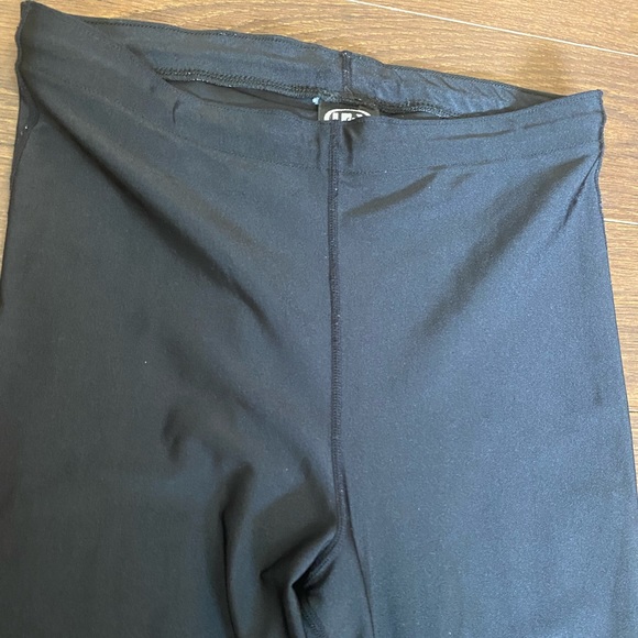 Louis Garneau Womens Medium Black Lycra Cycle Pant - Picture 4 of 5